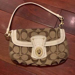Authentic Coach Wrislet clutch